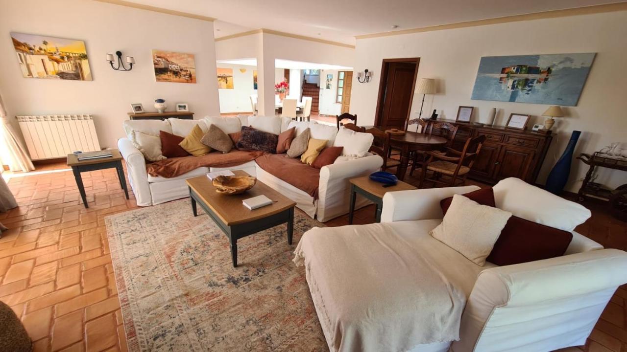 Peaceful 4Br Villa On Gramacho Golf Resort W/ Private Pool Лагоа Екстер'єр фото